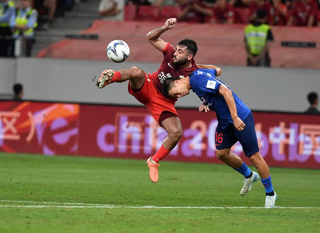 包含比赛精彩纷呈，球员技术表现升级的词条