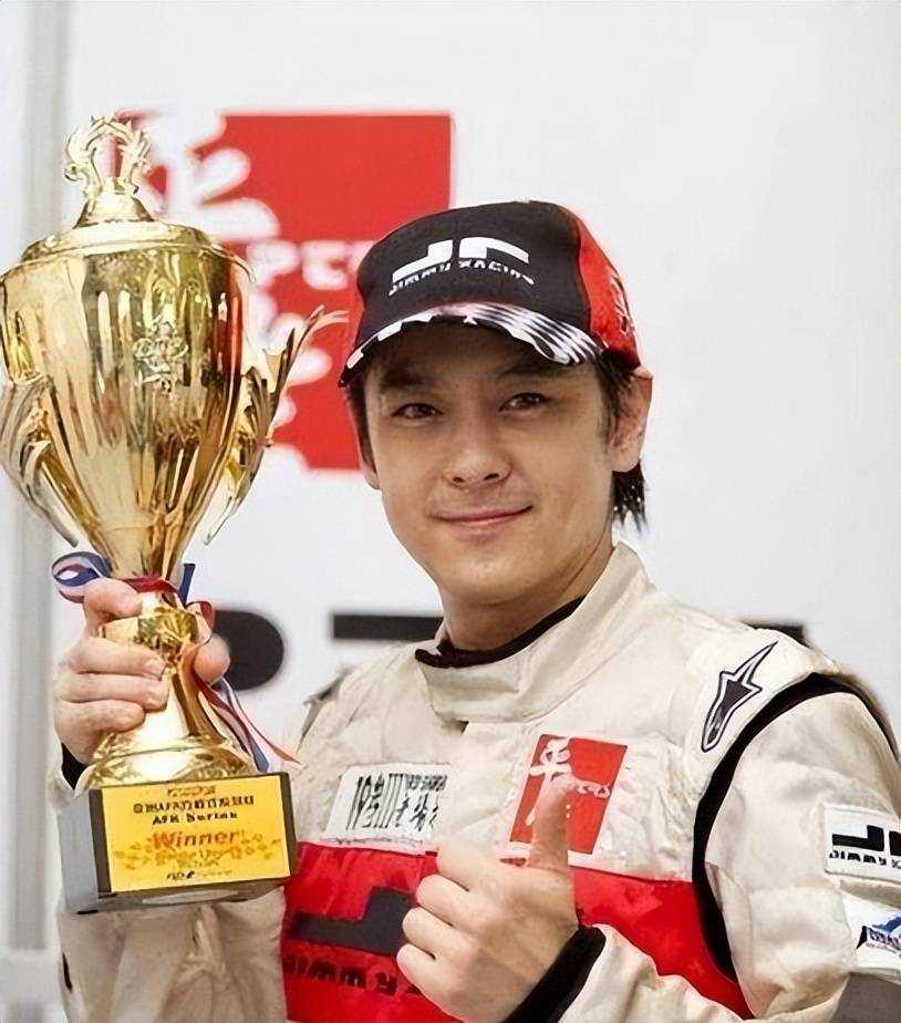 连胜终结!意大利队赛车赛事中意外逆转获胜 连胜终结!意大利队赛车赛事中意外逆转获胜